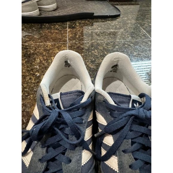 Adidas Size 10 Skate Shoes - Picture 4 of 7